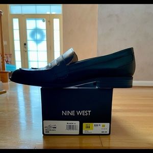 NWT Nine West women loafers